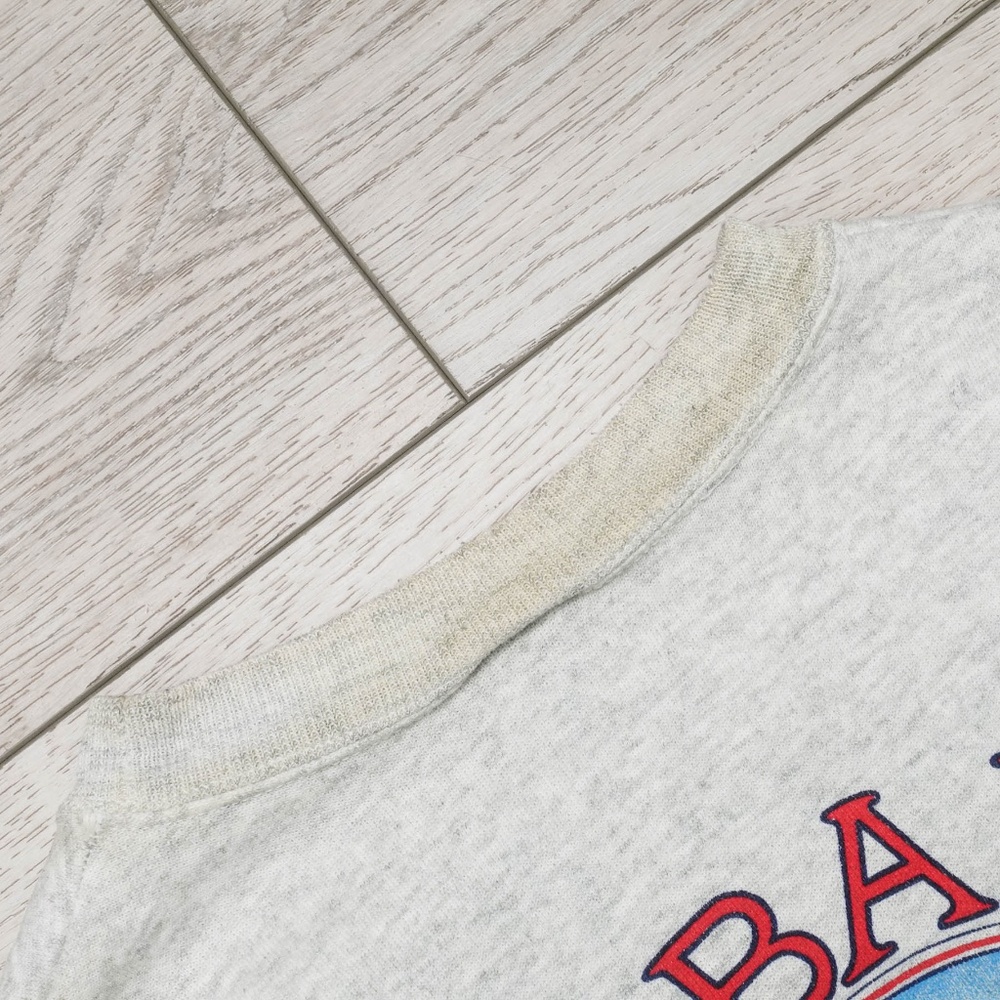 Rare True Vintage 90's Santa Barbara Surf Club Member California Sweatshirt - Picture 3 of 8